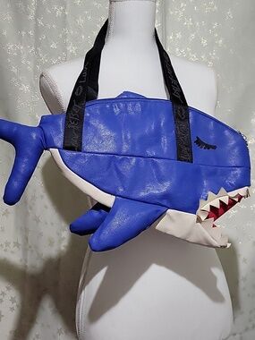 Betsey Johnson Blue and Cream Shark-Trim Tote Shoulder Bag with Pink Accent